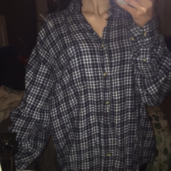 Oversized Blue & white Flannel - Picture 3 of 7